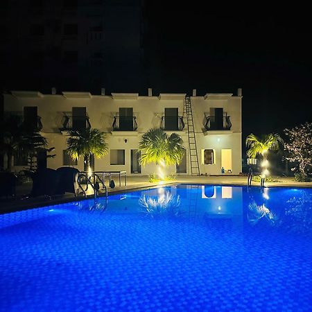 Minh Chau Beach Resort กว่างนิงห์ ภายนอก รูปภาพ