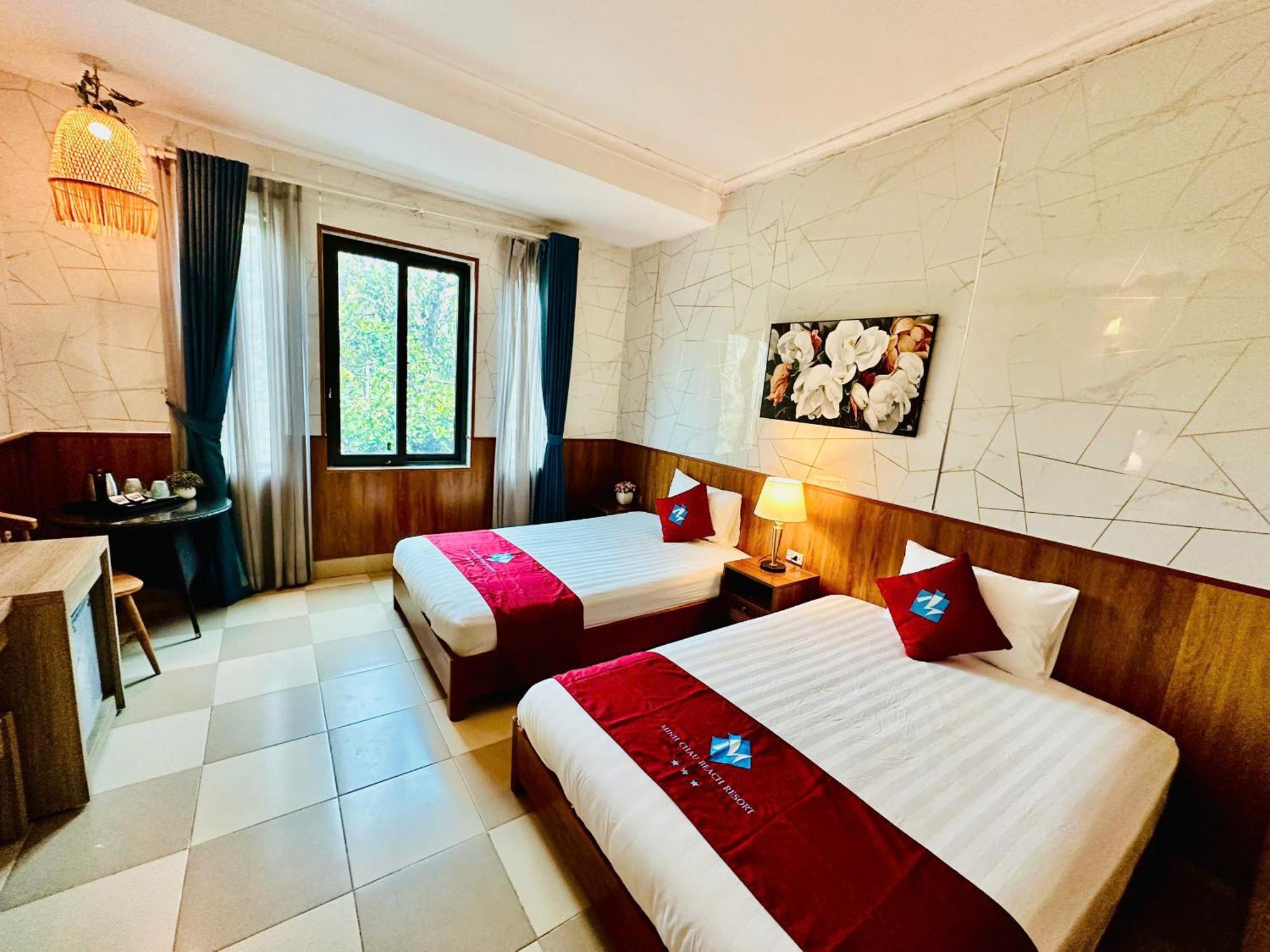 Minh Chau Beach Resort กว่างนิงห์ ภายนอก รูปภาพ